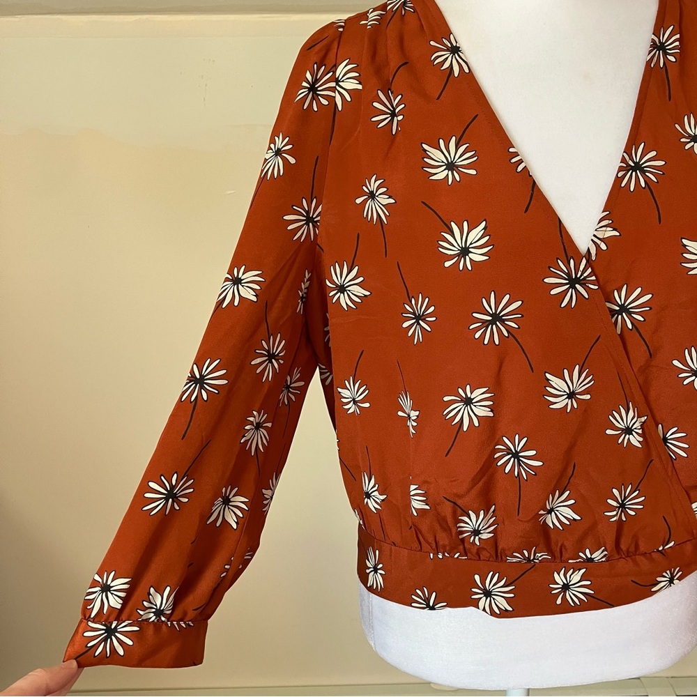 Madewell Red / Orange Floral 100% Silk Floral 3/4 Sleeve Blouse size Medium - Picture 4 of 10